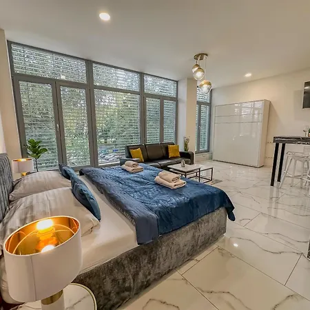 Lux In Park Banská Bystrica